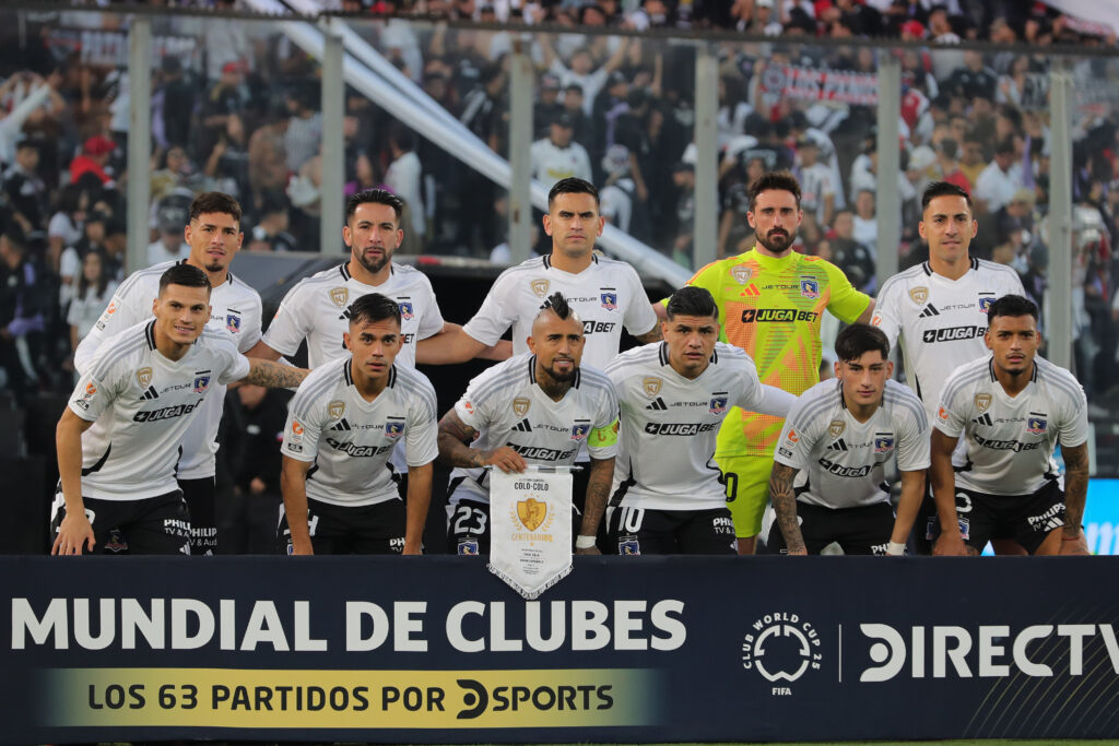 Colo-Colo frente a Unión Española