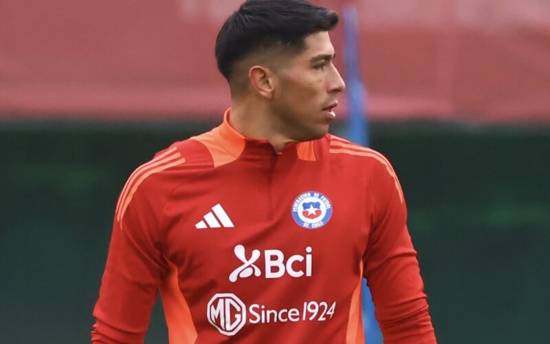 Cortés entrenando en Juan Pinto Durán.