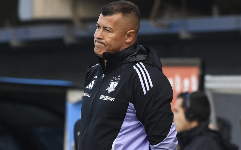 Almirón en la derrota de Colo-Colo ante Audax.