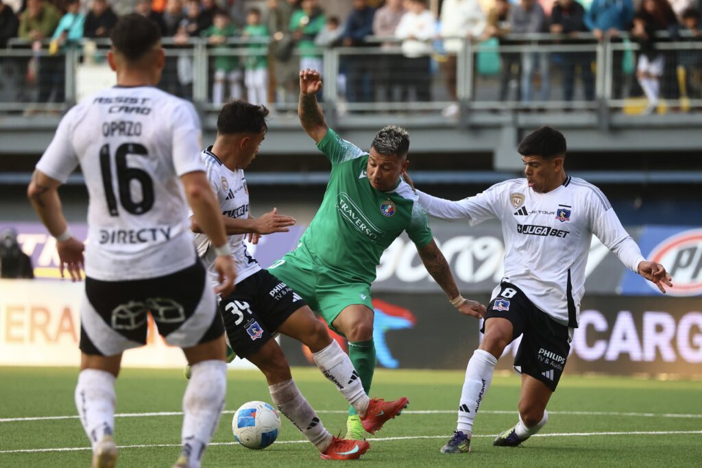 Pavez y Opazo en la derrota frente a Audax.