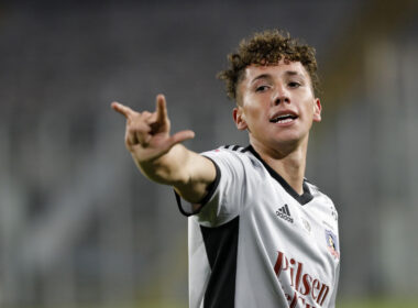 Futbol, Colo Colo vs Deportes La Serena Fecha 10, campeonato Nacional 2021. El jugador de la Colo Colo Luciano Arriagada celebra su gol contra Deportes La Serena durante el partido de primera division realizado en el estadio Monumental en Santiago, Chile. 06/06/2021 Dragomir Yankovic/Photosport Football, Colo Colo vs Deportes La Serena Tenth date, 2021 National Championship. Colo Colo's player Luciano Arriagada celebrates after scoring against Deportes La Serena during the first division match held at the Monumental stadium in Santiago, Chile. 06/06/2021 Dragomir Yankovic/Photosport