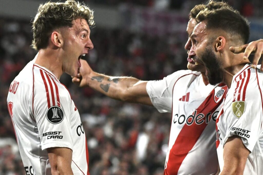 Futbol, River Plate vs Colo Colo. Cuartos de Final, Copa Libertadores 2024. El jugador de River Plate Facundo Colidio, celebra su gol contra Colo Colo durante el partido de copa libertadores disputado en el estadio Monumental en Buenos Aires, Argentina. 24/09/2024 Fotobaires/Photosport Football, River Plate vs Colo Colo. Quarter finals, Copa Libertadores 2024. River Plate player Facundo Colidio, celebrates his goal against Colo Colo during the copa libertadores match at the Monumental stadium in Buenos Aires, Argentina. 24/09/2024 Fotobaires/Photosport