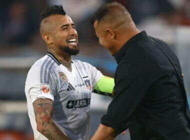 Arturo Vidal y Jorge Almirón