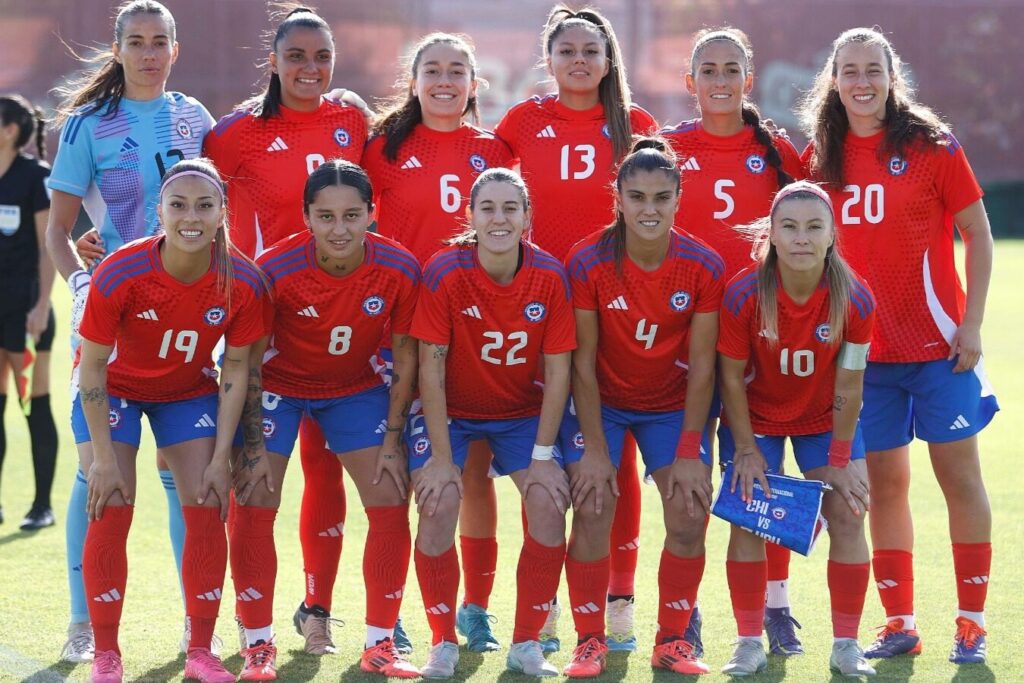 Formación de La Roja Femenina.