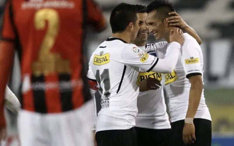 Fierro, Maldonado y Toro celebrando ante Rangers.