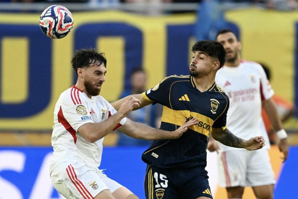 Alarcón contra Benfica.