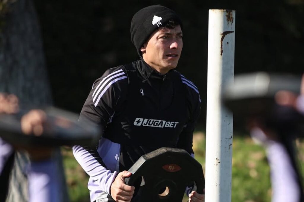 Zavala entrenando en Colo-Colo.