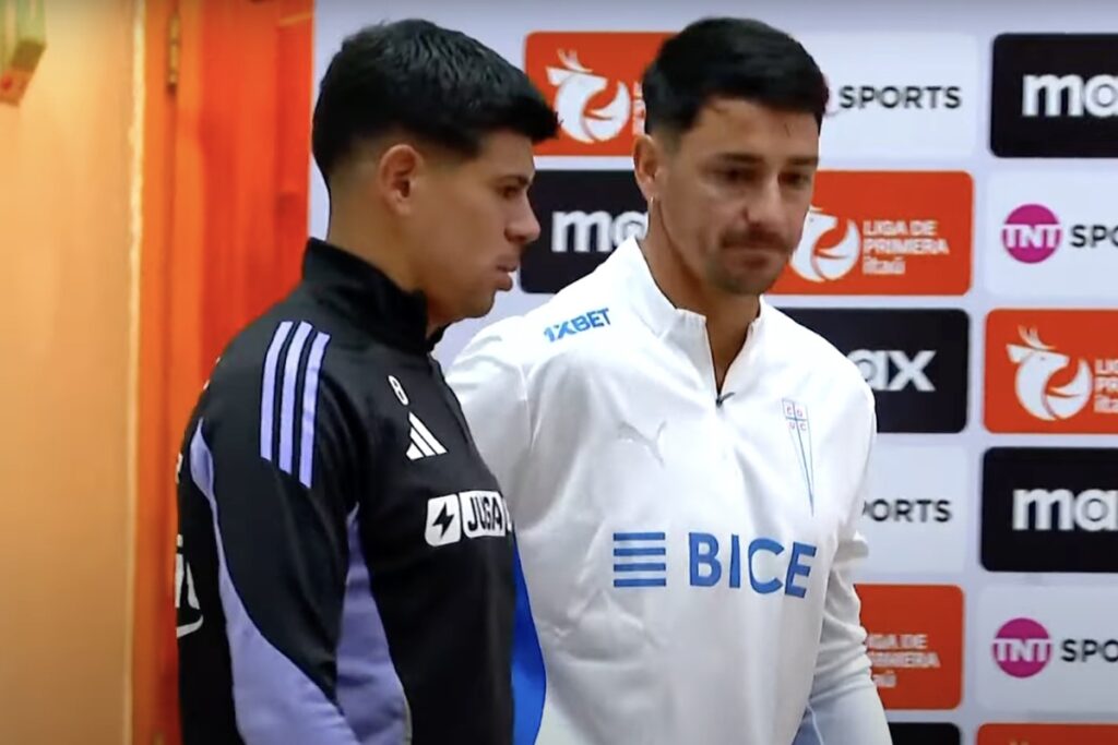 Pavez y Zampedri en la conferencia de capitanes.