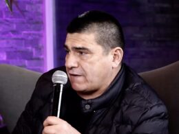 Marcelo Vega comentando en el programa "Media Punta".