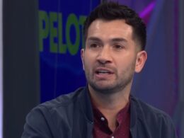 Carlos Villanueva como comentarista en el programa "Pelota Parada" de TNT Sports.