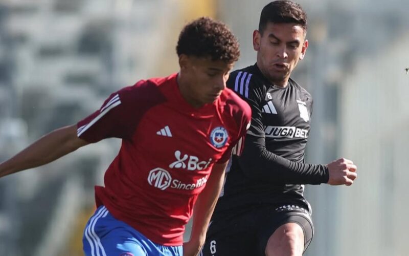 Sebastián Vegas, de la formación titular, en el partido de Colo-Colo vs La Roja Sub-20.