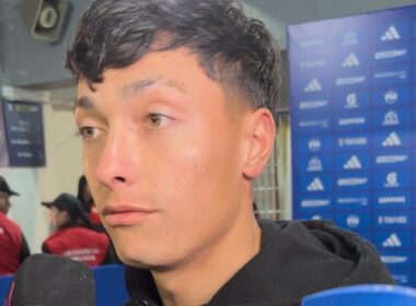 Cristián Zavala durante la zona mixta del Estadio Monumental tras el clásico ante la U.