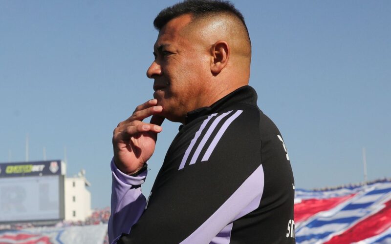 Jorge Almirón en el Superclásico