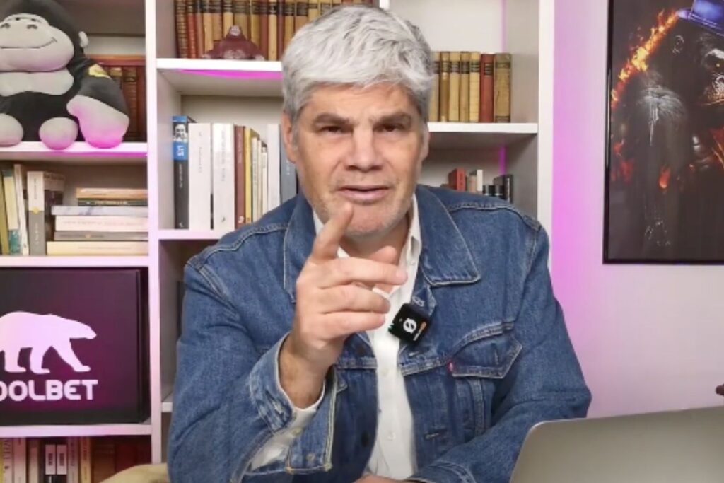 Juan Cristóbal Guarello