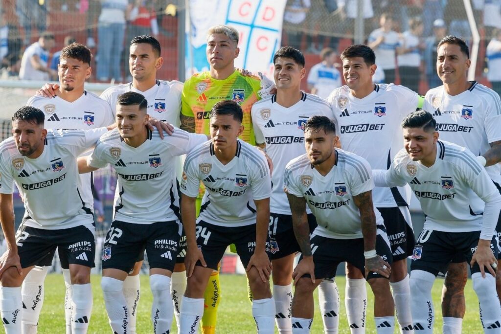 Formación Colo-Colo vs Universidad Católica.