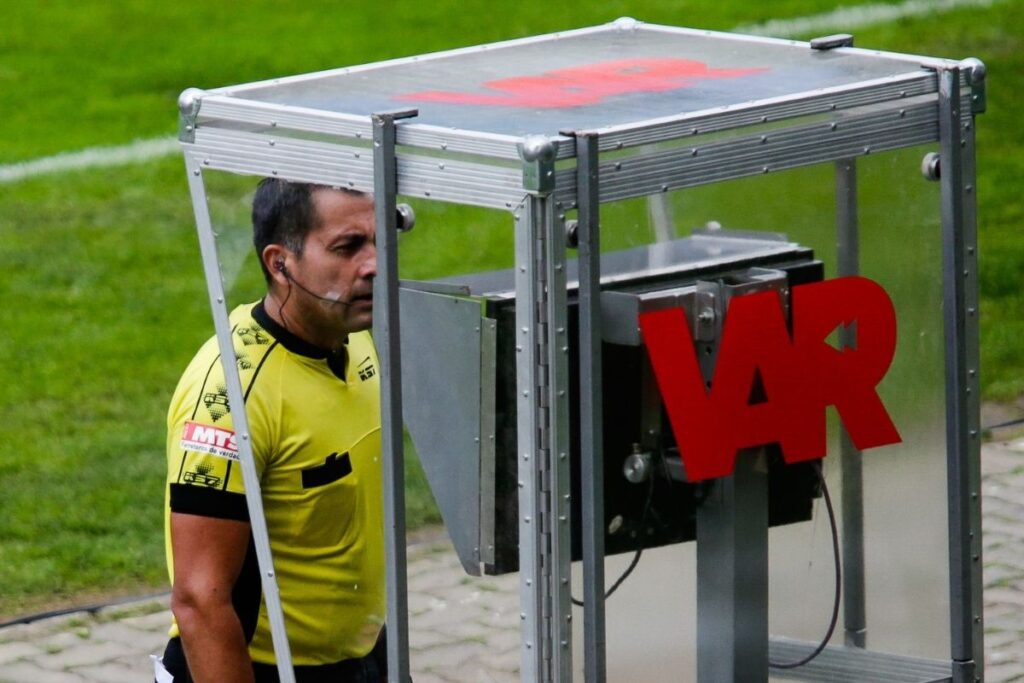 VAR