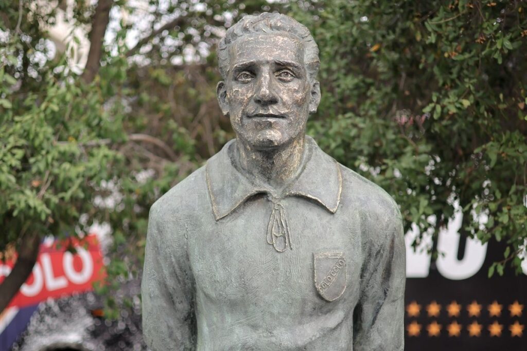 Estatua David Arellano