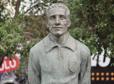 Estatua David Arellano