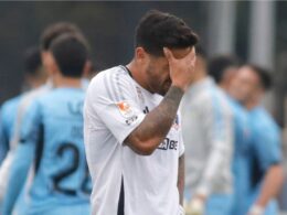 Marcos Bolados lamentando el empate de Colo-Colo ante O'Higgins.