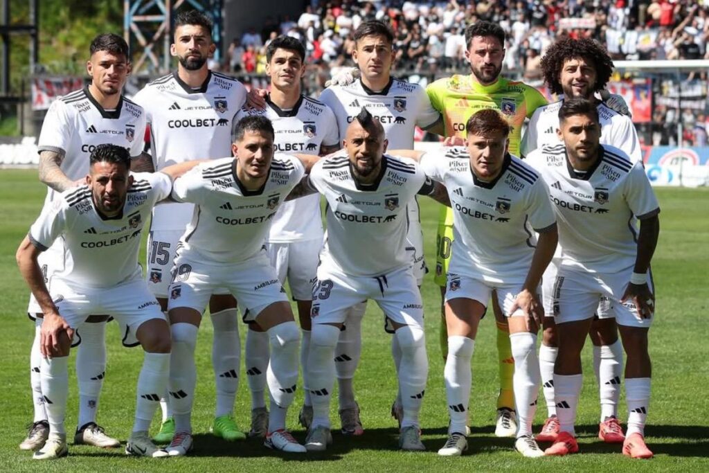 Formación de Colo-Colo 2024 en partido ante Huachipato.