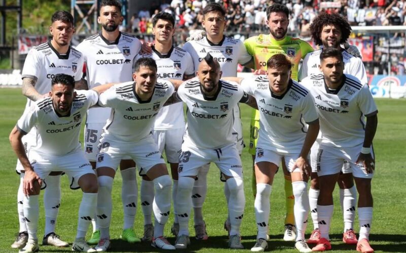 Formación de Colo-Colo 2024 en partido ante Huachipato.