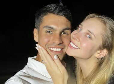 Rosemarie Eggers y Erick Wiemberg abrazados.