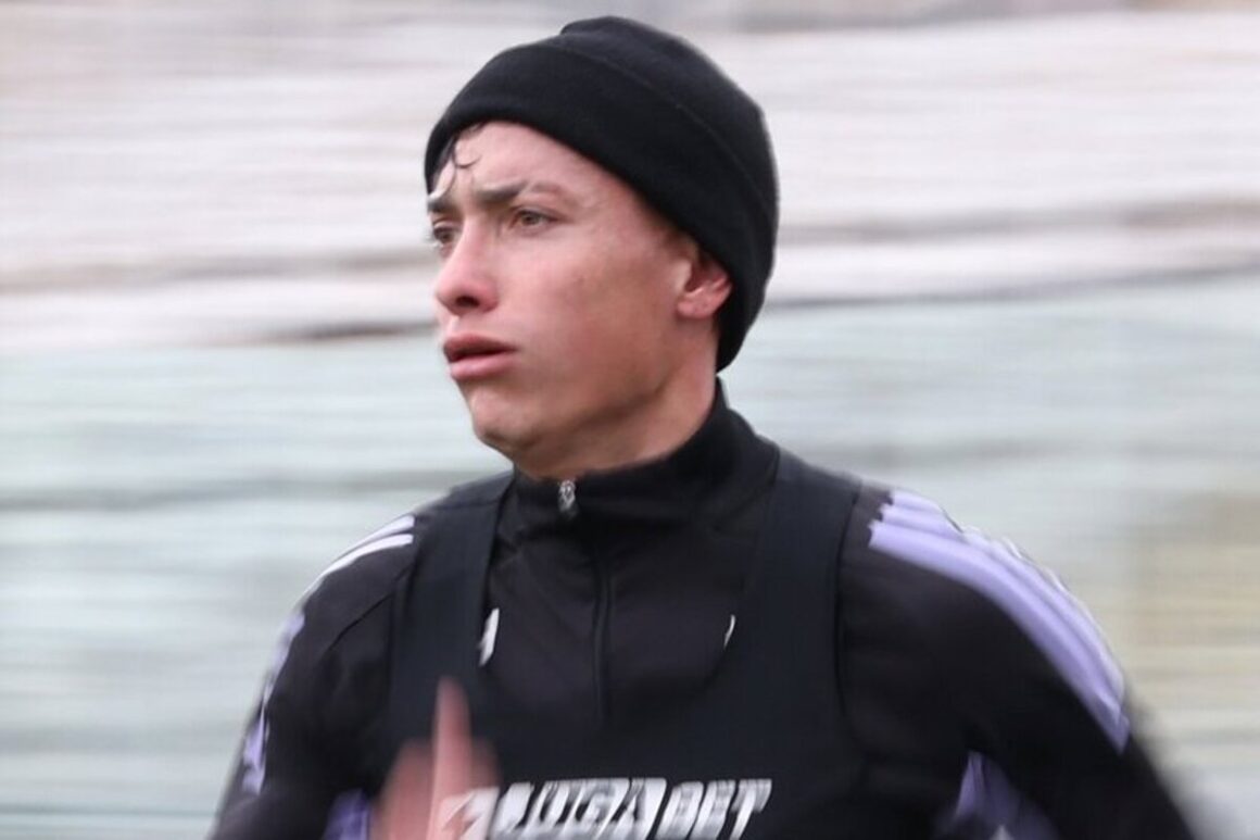 Primer plano de Cristián Zavala entrenando en Colo-Colo.