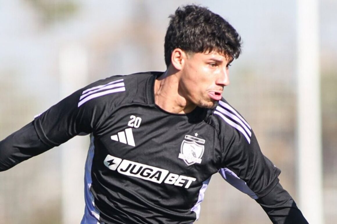 Alexander Oroz entrenando en Colo-Colo.