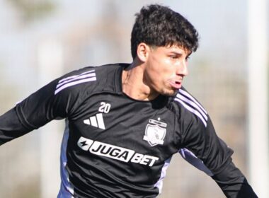 Alexander Oroz entrenando en Colo-Colo.