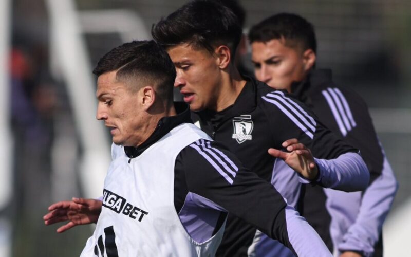 Jugadores de Colo-Colo durante un entrenamiento.