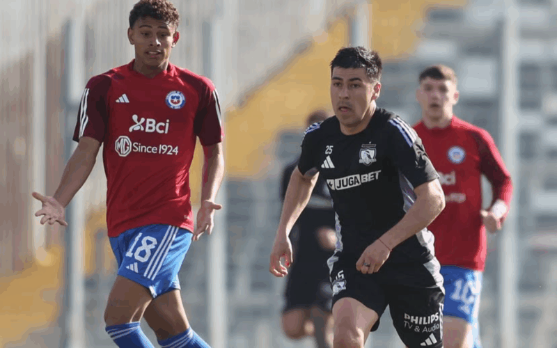 Alarcón en el amistoso ante La Roja Sub-20.