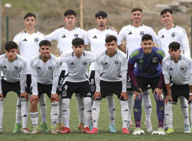 Jugadores de Colo-Colo Sub 21 antes de un partido.