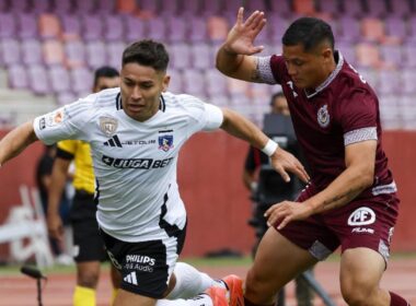 Óscar Opazo con la camiseta de Colo-Colo en el partido ante Deportes la Serena