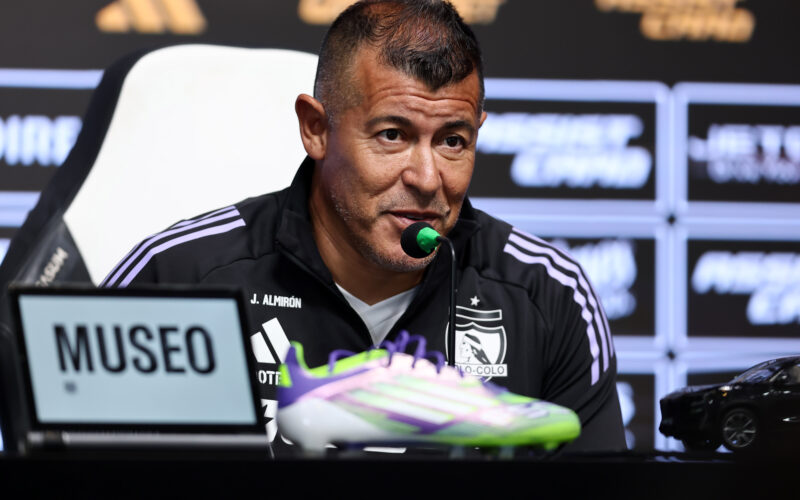 Futbol, Conferencia de prensa en Colo Colo. El entrenador de Colo Colo Jorge Almiron realiza conferencia de prensa en el estadio Monumental, Santiago, Chile. 11/07/2025 Javier Torres/Photosport Football, Press conference in Colo Colo. Colo Colo coach Jorge Almiron gives a press conference at the Monumental stadium, Santiago, Chile. 11/07/2025 Javier Torres/Photosport