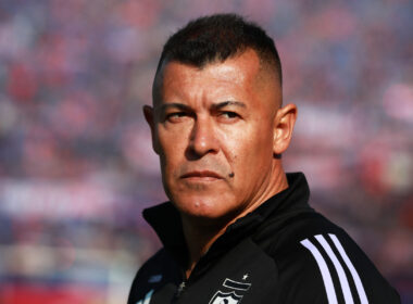 Primer plano de Jorge Almirón.