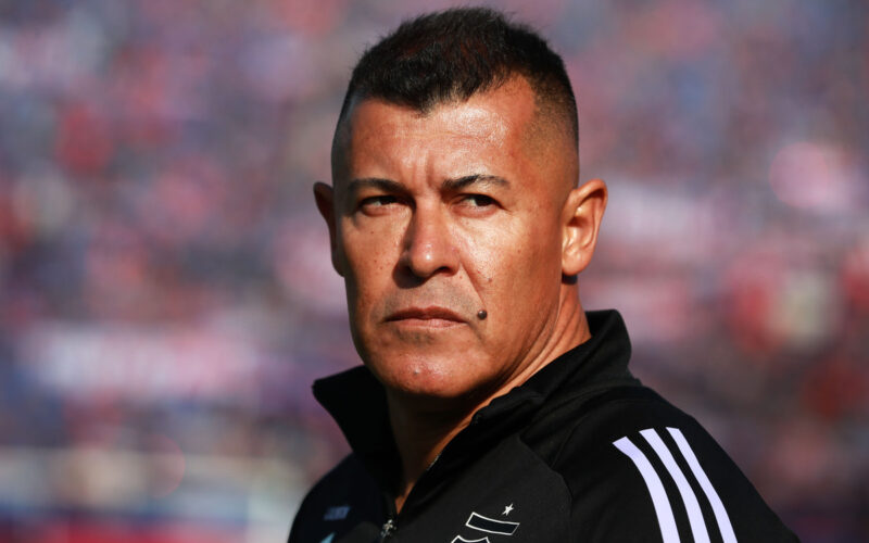 Primer plano de Jorge Almirón.