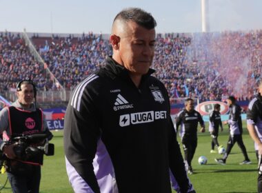 Almirón en el Superclásico.