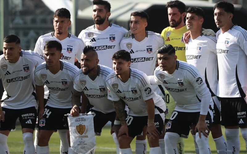 Formación de Colo-Colo ante Deportes La Serena.