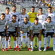 Jugadores de Colo-Colo posando para la foto oficial previo al duelo con Deportes La Serena.