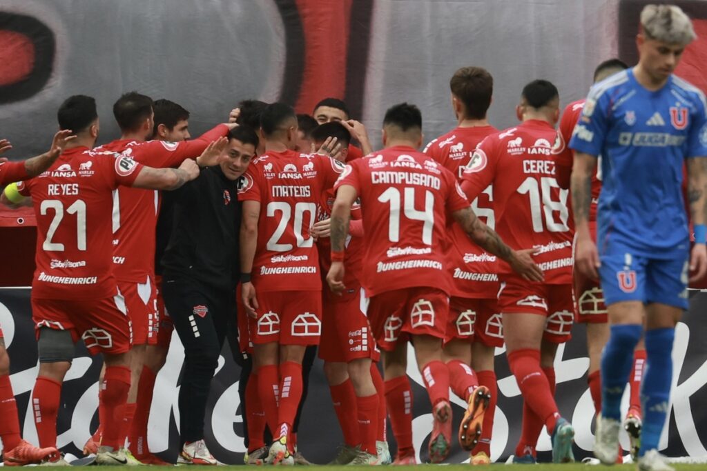 Ñublense igualó como local ante Universidad de Chile 2 a 2.