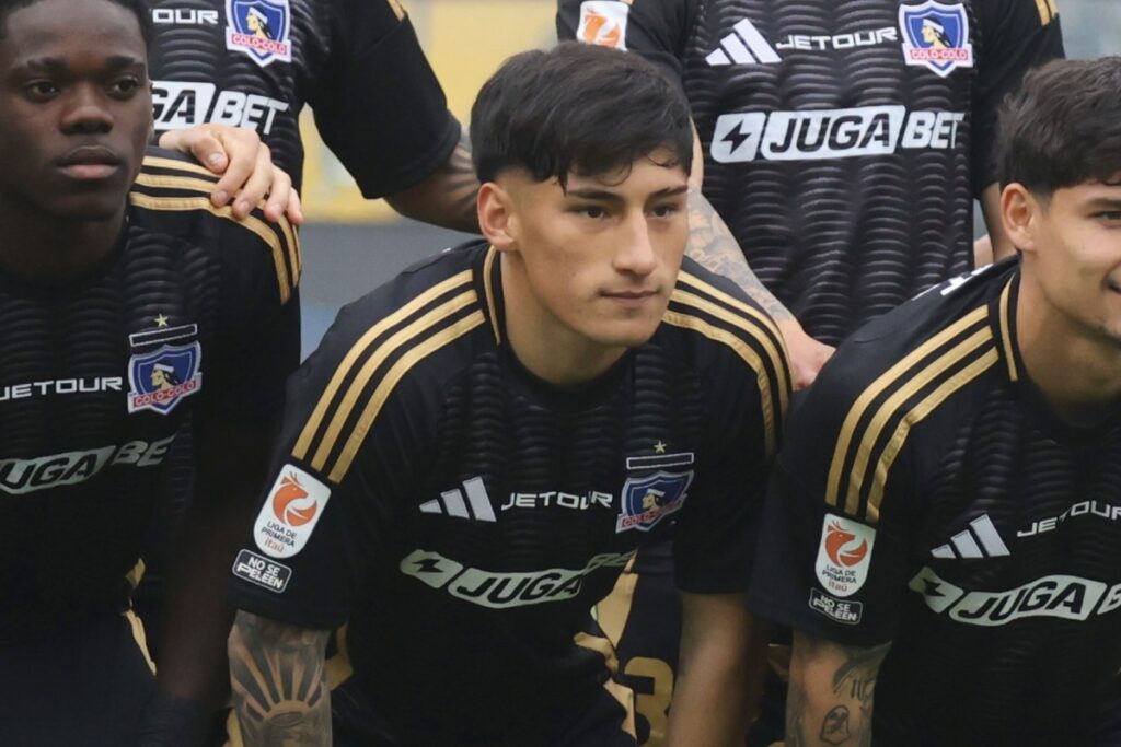 Francisco Marchant en la formación titular de Colo-Colo ante Real Valladolid.