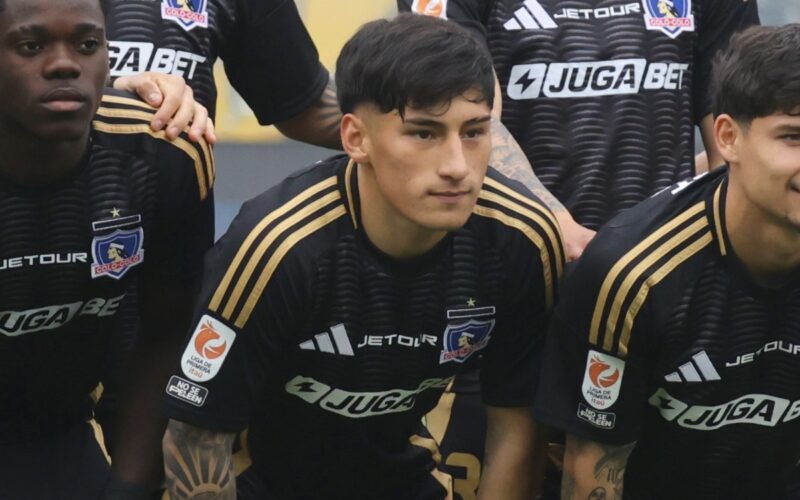 Francisco Marchant en la formación titular de Colo-Colo ante Real Valladolid.