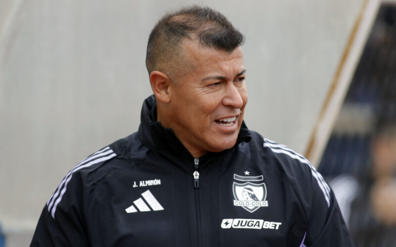 Futbol, O’Higgins vs Colo Colo, Fecha 17 Liga de Primera 2025. El entrenador de Colo Colo Jorge Almiron es fotografiado durante el partido de primera division contra O’Higgins disputado en el estadio Jorge Silva en San Fernando, Chile. 27/07/2025 Jorge Loyola/Photosport Football, O’Higgins vs Colo Colo 17nd turn, 2025 First division league Colo Colo head coach Jorge Almiron is pictured during the first division match against O’Higgins at the Jorge Silva stadium in San Fernando, Chile. 27/07/2025 Jorge Loyola/Photosport