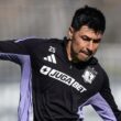 Primer plano a Tomás Alarcón en un entrenamiento de Colo-Colo.